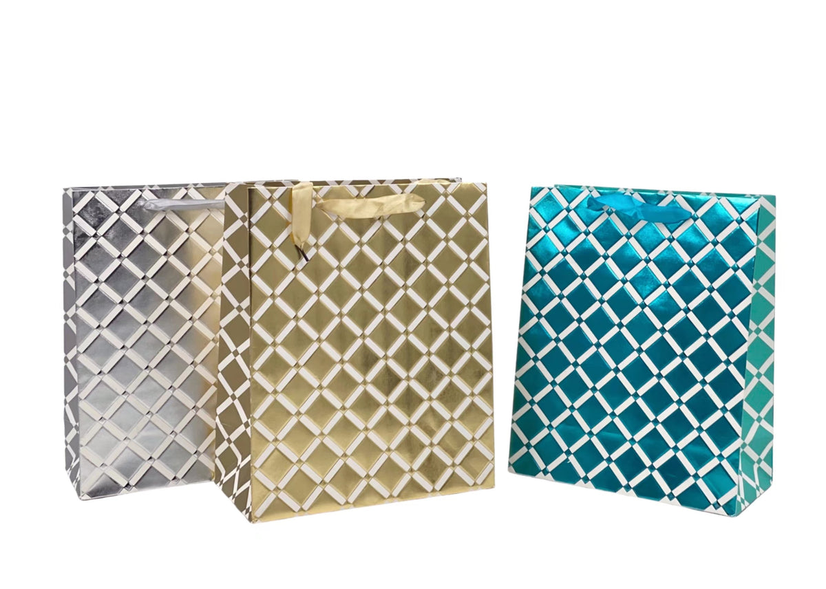 bulk 24 Medium Embossed & Foiled Diamond Gift Bag3cm