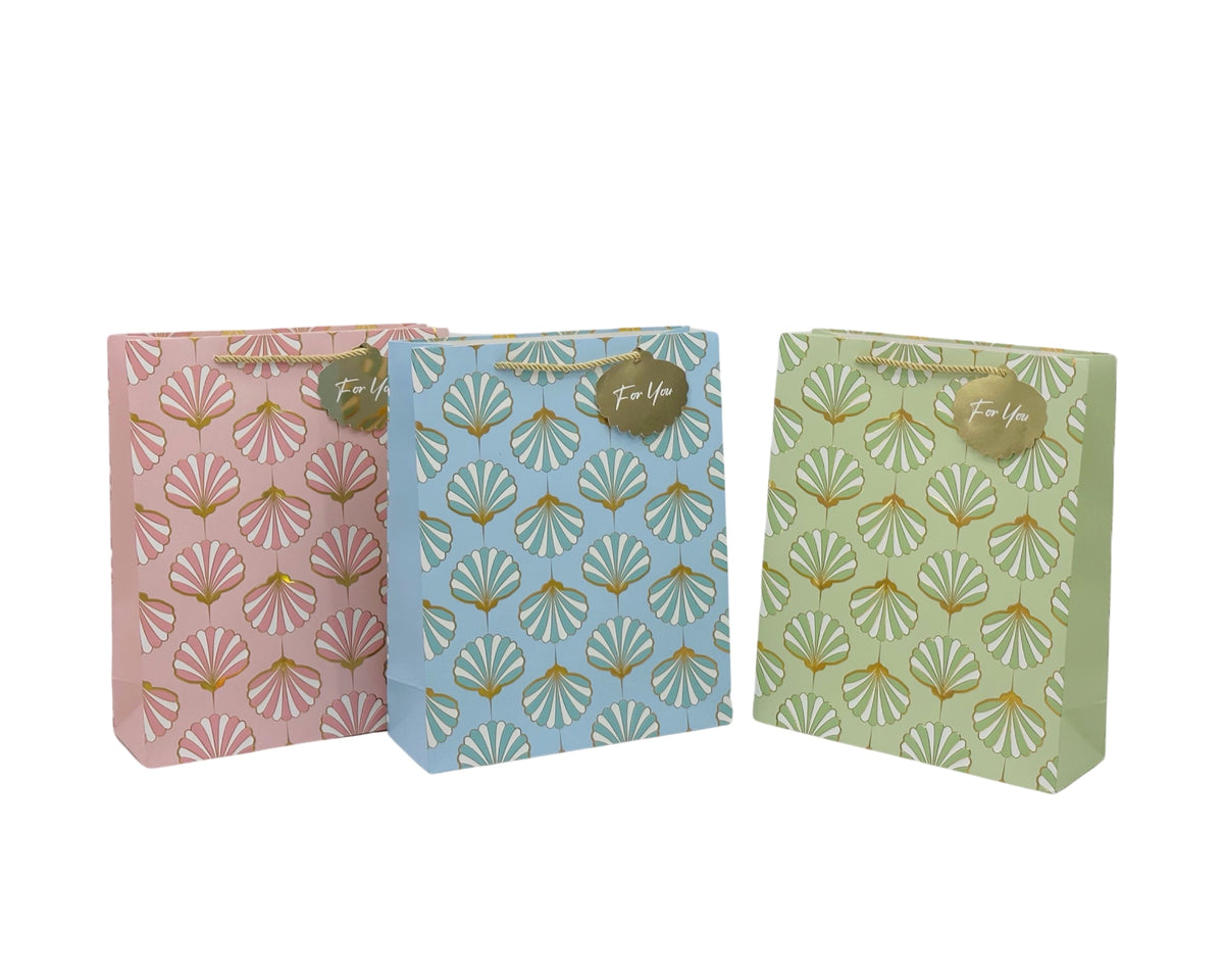 bulk 24 Medium Seashell Foiled Gift Bag Assorted 23cm