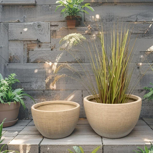 Set 2 Nested Subtle Textured Planter 37cm, 24cm - Image 2