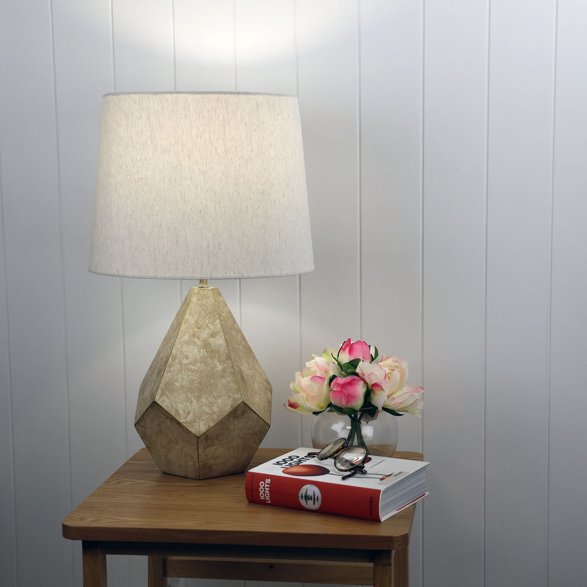 Geometric Ivory and Gold Table Lamp - Leon