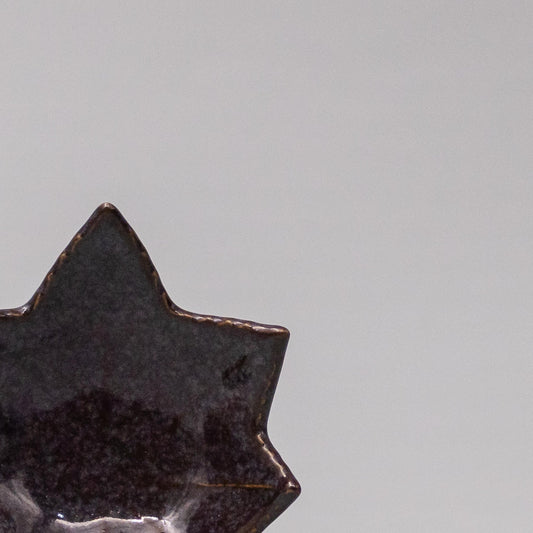 Sauce Dish Maple Leaf 6cm Rasin - Image 2