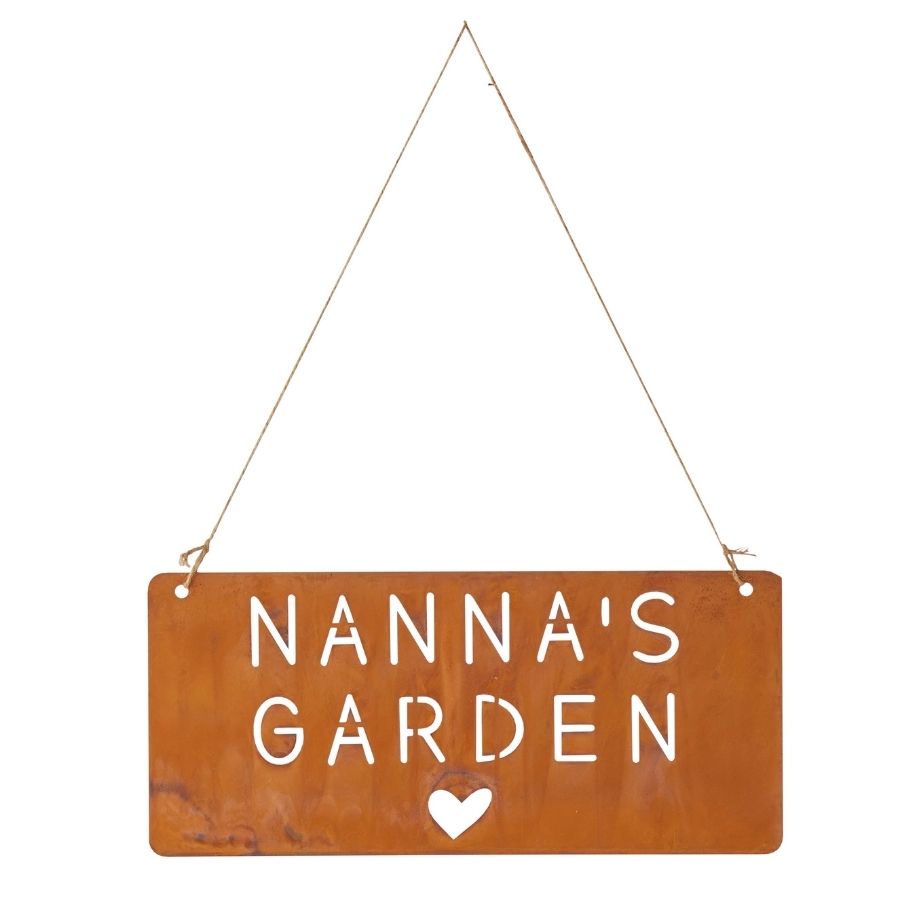 Nannas Gardenwall Hanging Rust Sign 18cm
