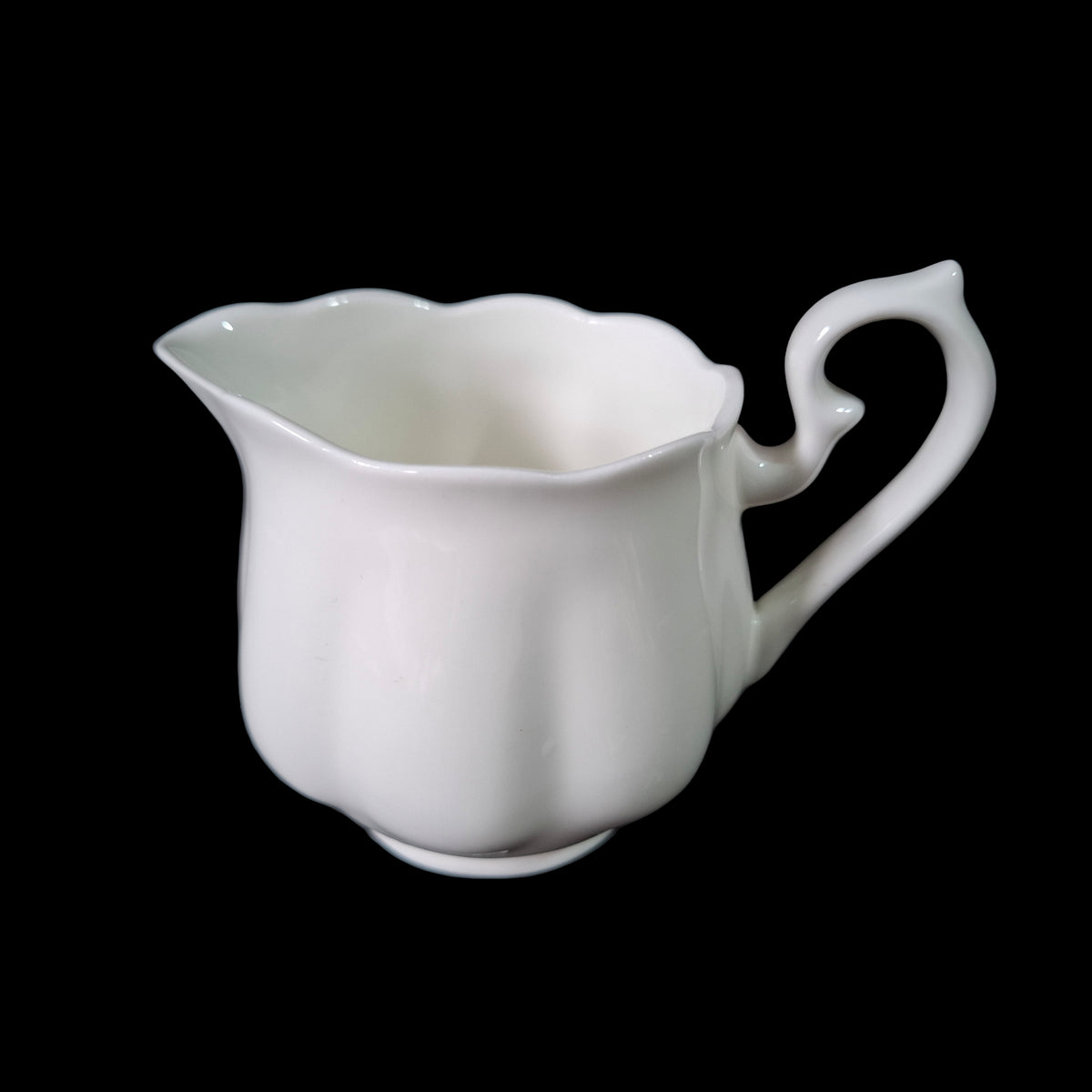 Bulk 12 White Fine Bone China Embossed Creamer Jug 250ml