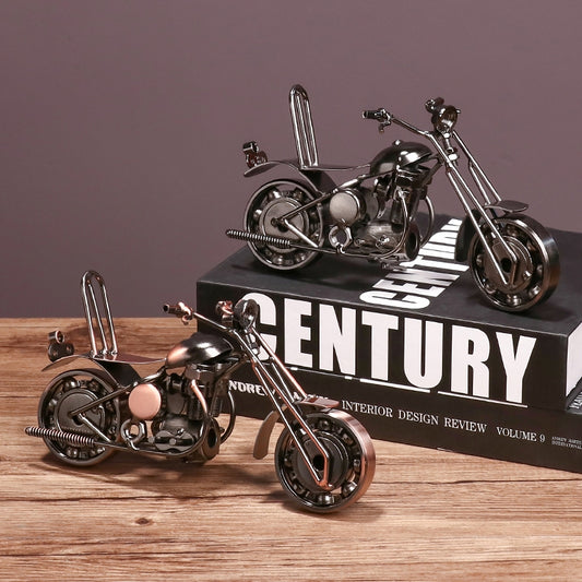 Set 2 Metal Retro Wheel Rotatable Motorcycle 20cm