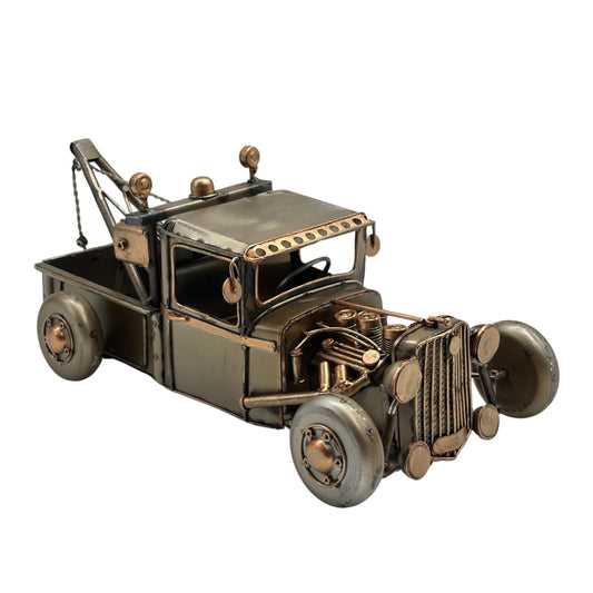 Antique Style Metal Tow Truck 13cm