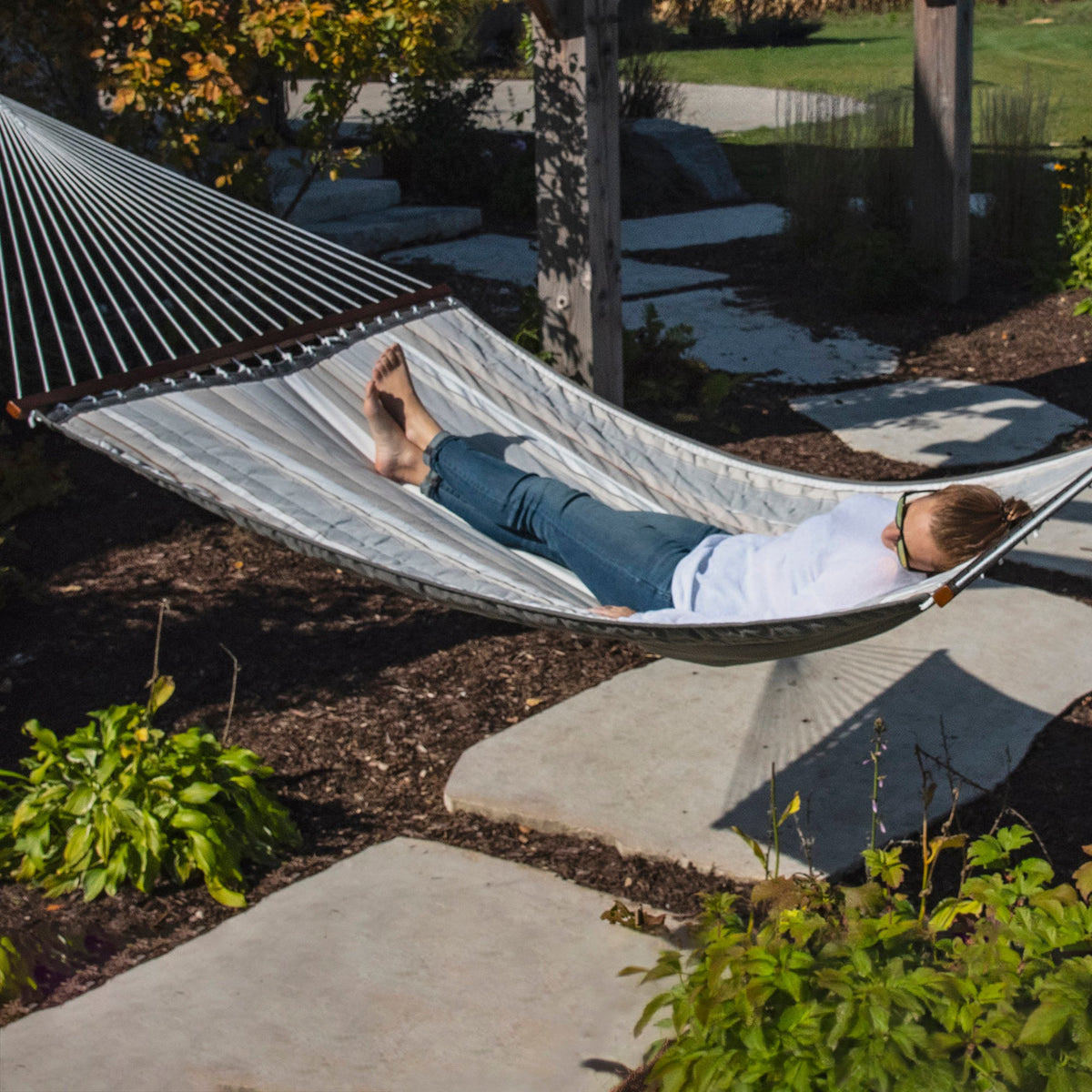 Vivere Sunbrella Quilted Spreader Bar Hammock (Double) - Dove