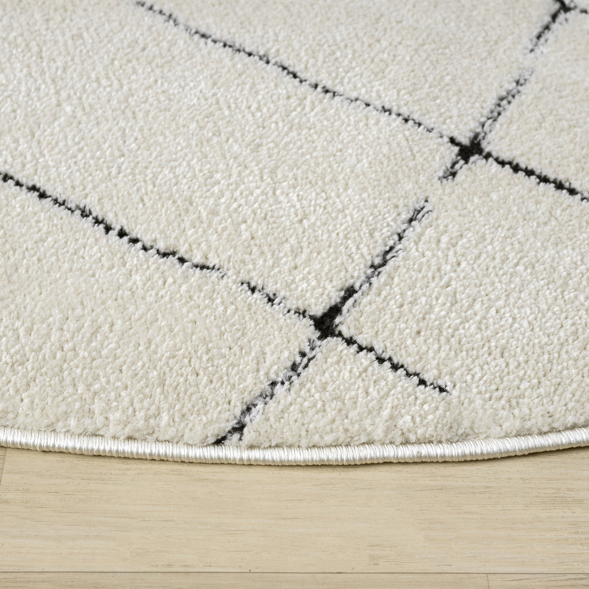 Admire 670 Vanilla Contemporary Round Rug