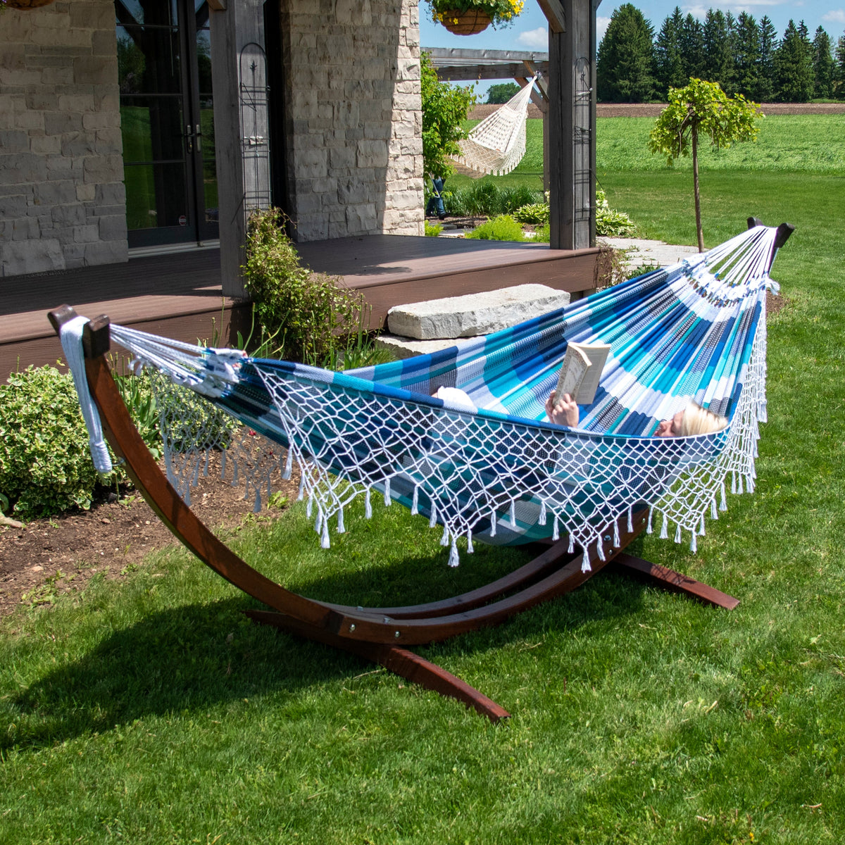 Vivere Solid Pine Arc Hammock Stand (10ft/305 cm) - Brown