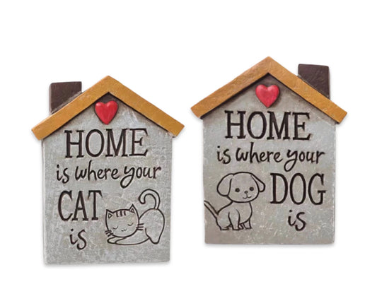 Set 2 Concrete Cat & Dog Homes Signage Garden Statue 15cm