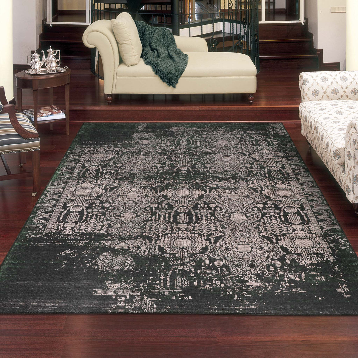 Devon 32 Green Rug