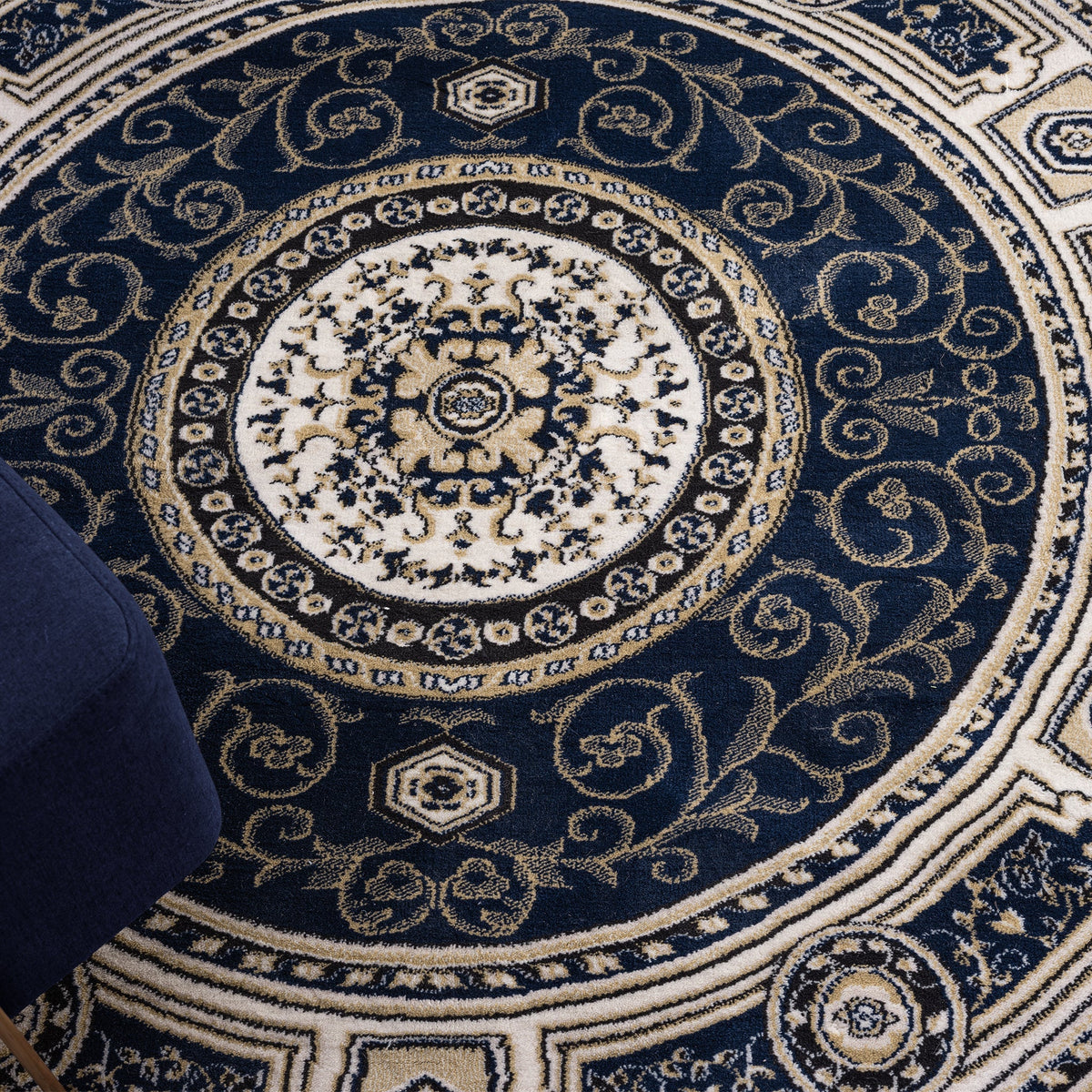Estate 511 Navy Traditional, Classic Round Rug