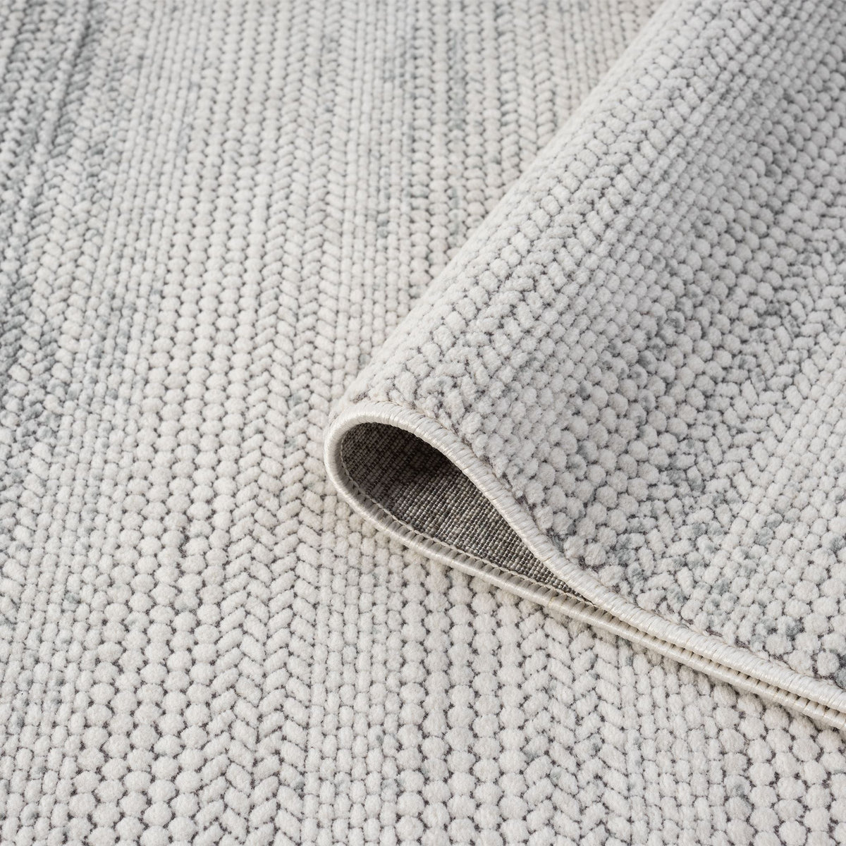 Lavish 712 Cloud Modern Rug