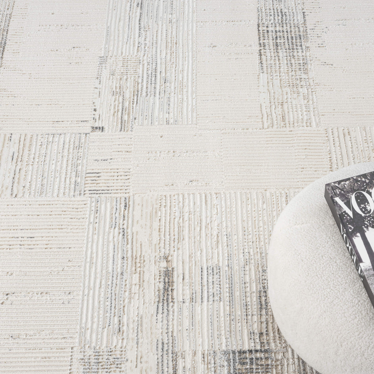 Luxley 590 Sand Modern Rug