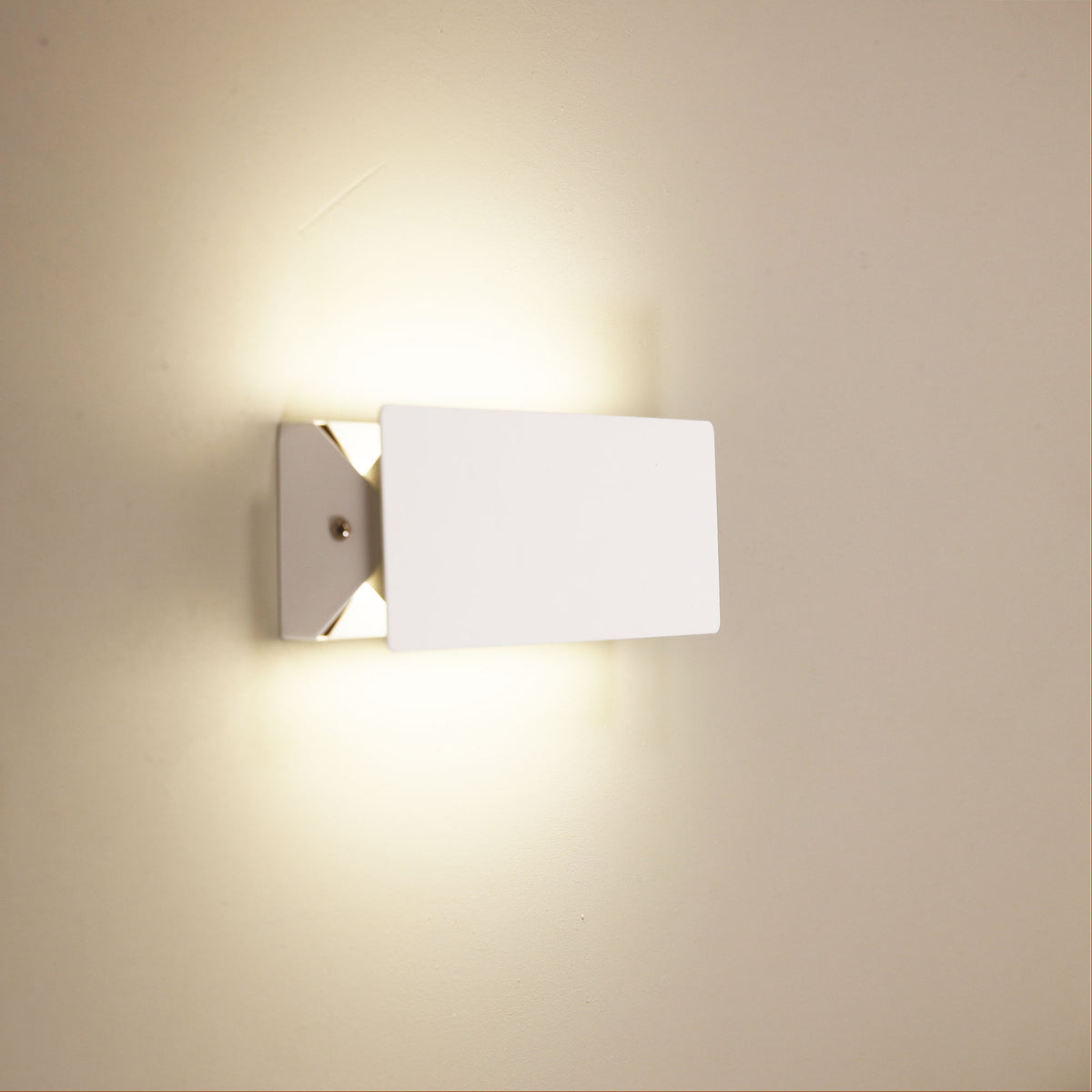8W Cts LED Wall Light - Nimmo