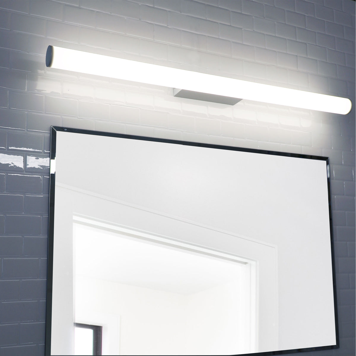 IP44 Tricolour LED Vanity Light - Trella.90 White