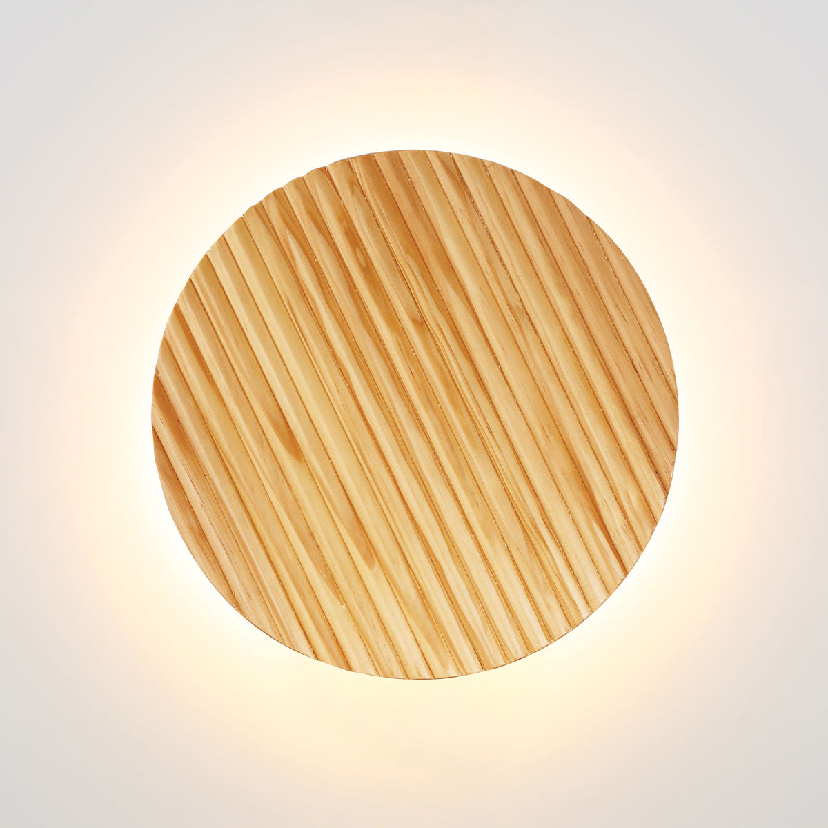 Tri-Colour LED Wall Light - Dot.25 Scalloped Wood