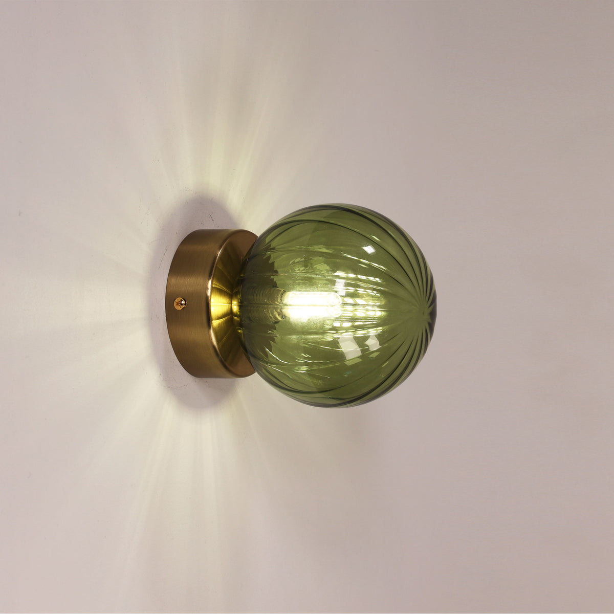 IP44 Ribbed Optic Glass Wall Light - Juni G9 Green