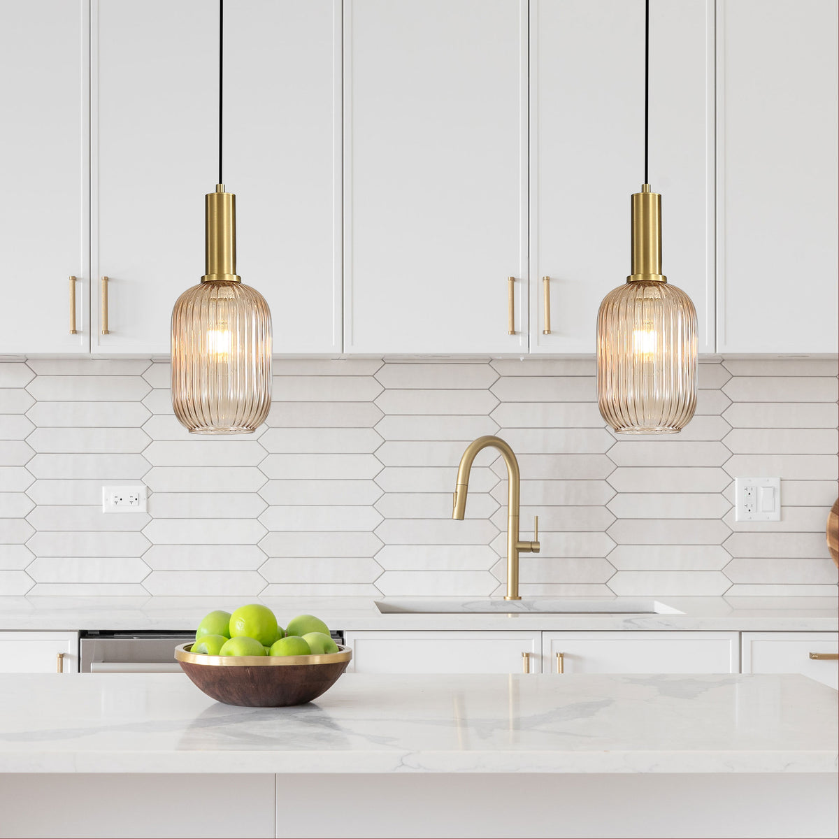 Ribbed Glass Pendant - Luxe.130 Amber