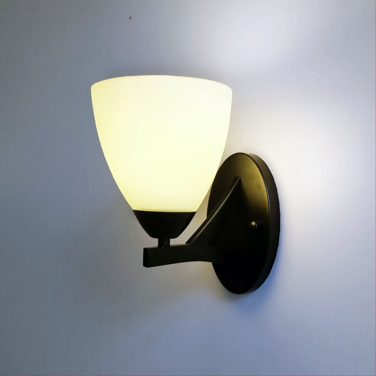 Traditional Metal Wall Light - Roxby Wall