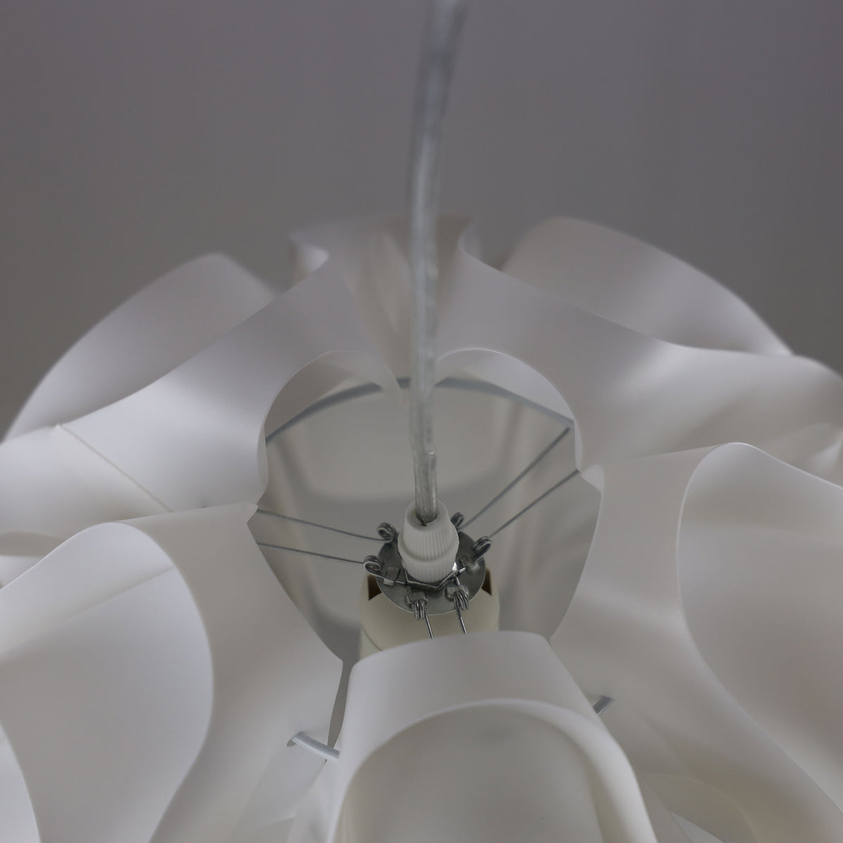 Acrylic Retro Pendant - Chic 33