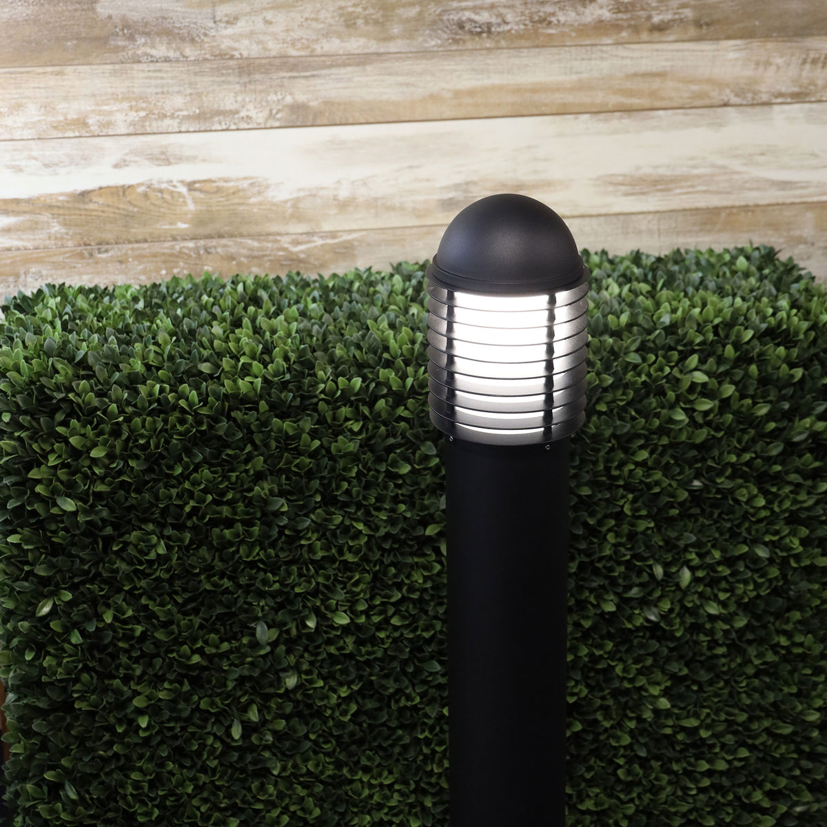 240V Surface Mounted Outdoor Bollard 1M - Velika Bollard