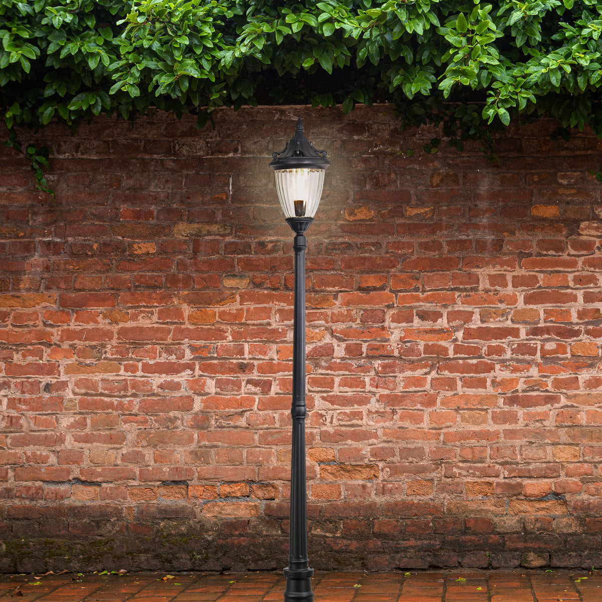 Traditional Outdoor 220cm Post Light - Newark Top and Post