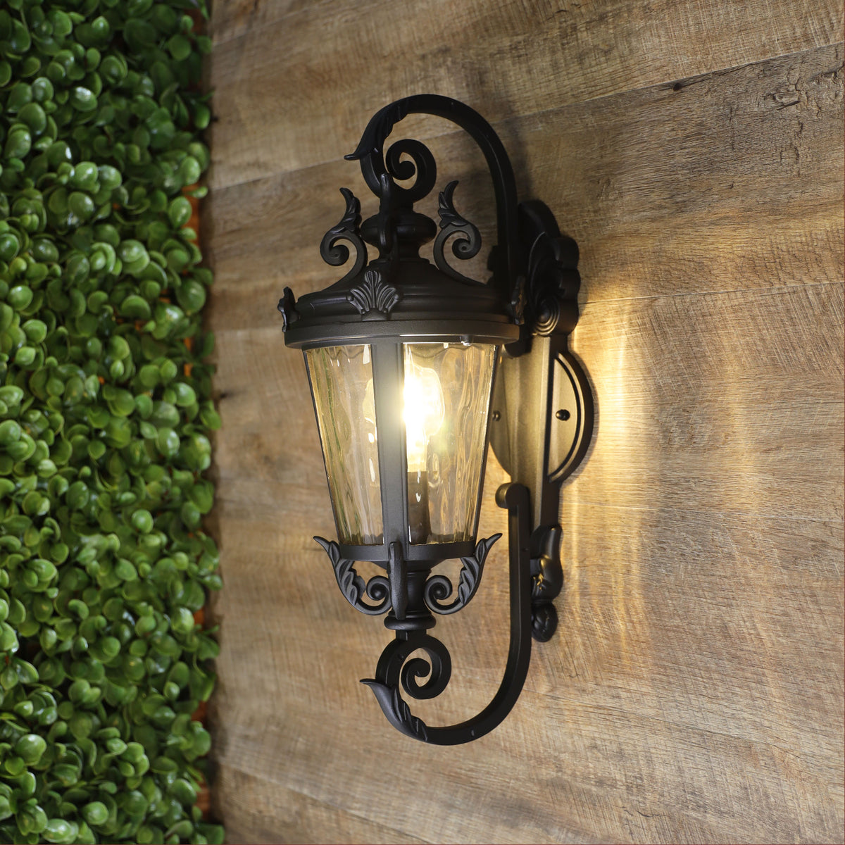 Traditional Outdoor Wall Light - Albion Wall