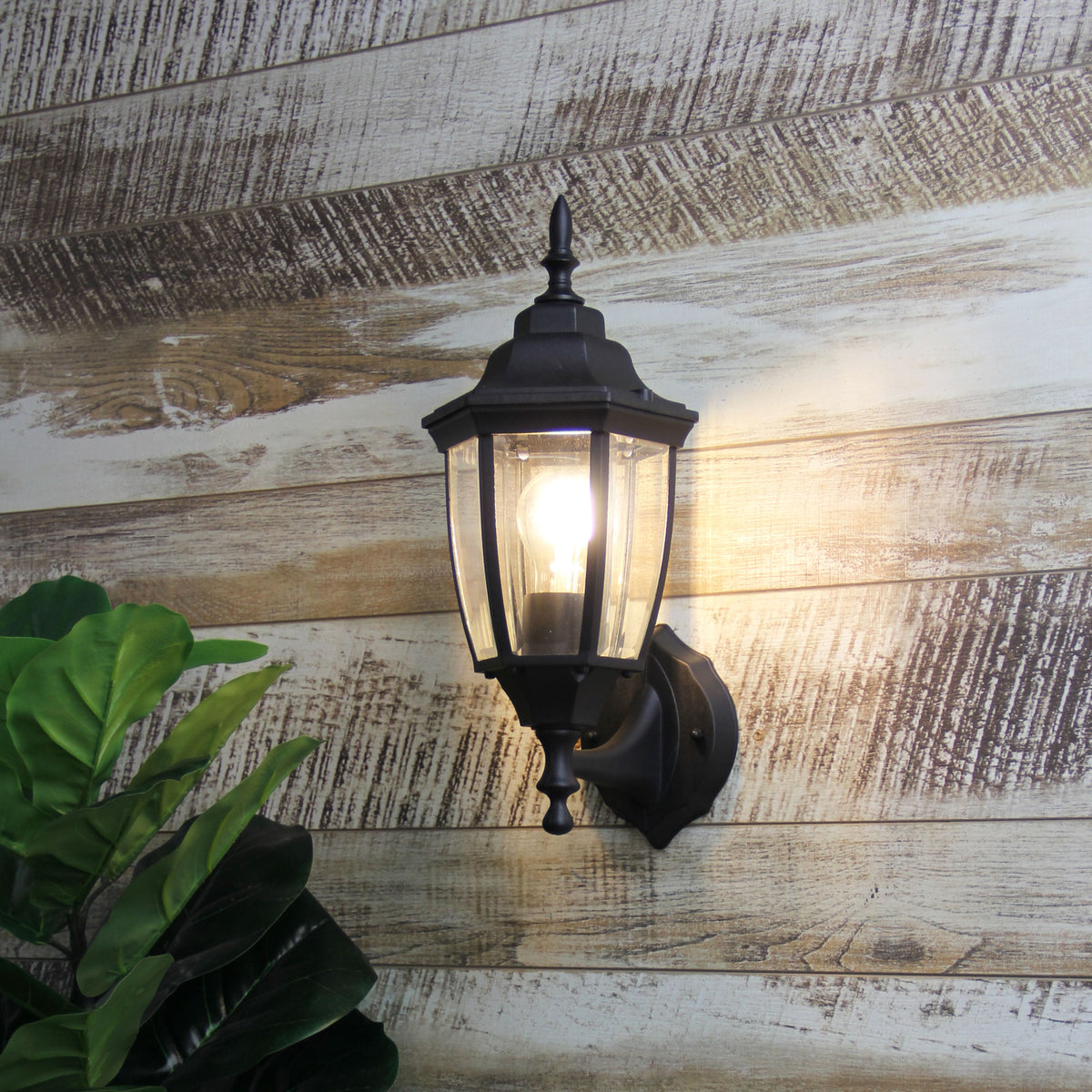 Traditional Outdoor Wall Light - Highgate Up Black