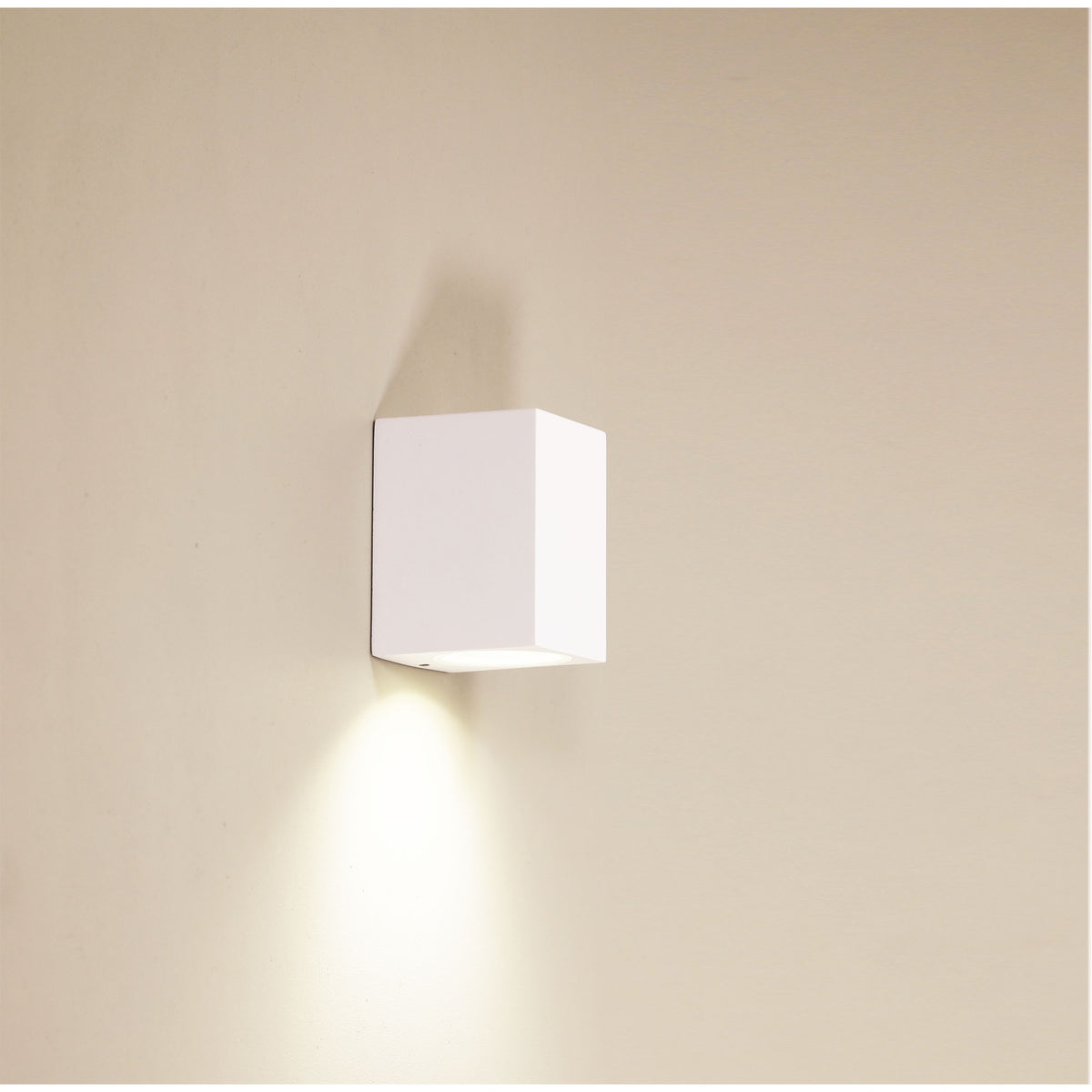 Outdoor Wall Light - Atlas Down White