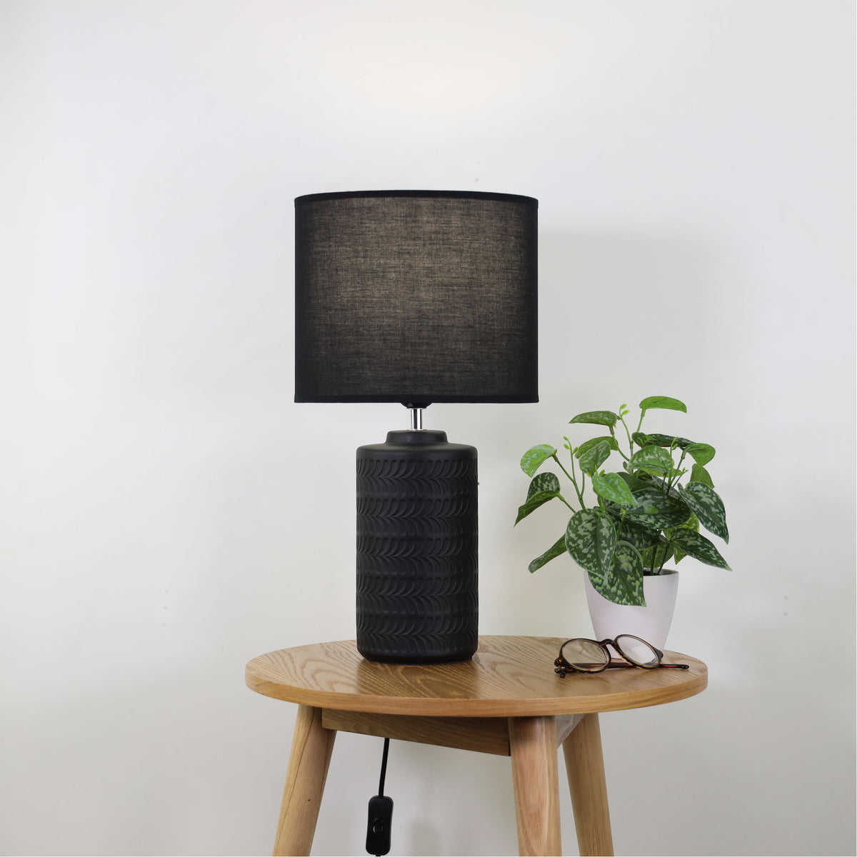 Black Ceramic Table Lamp - Jenny Black