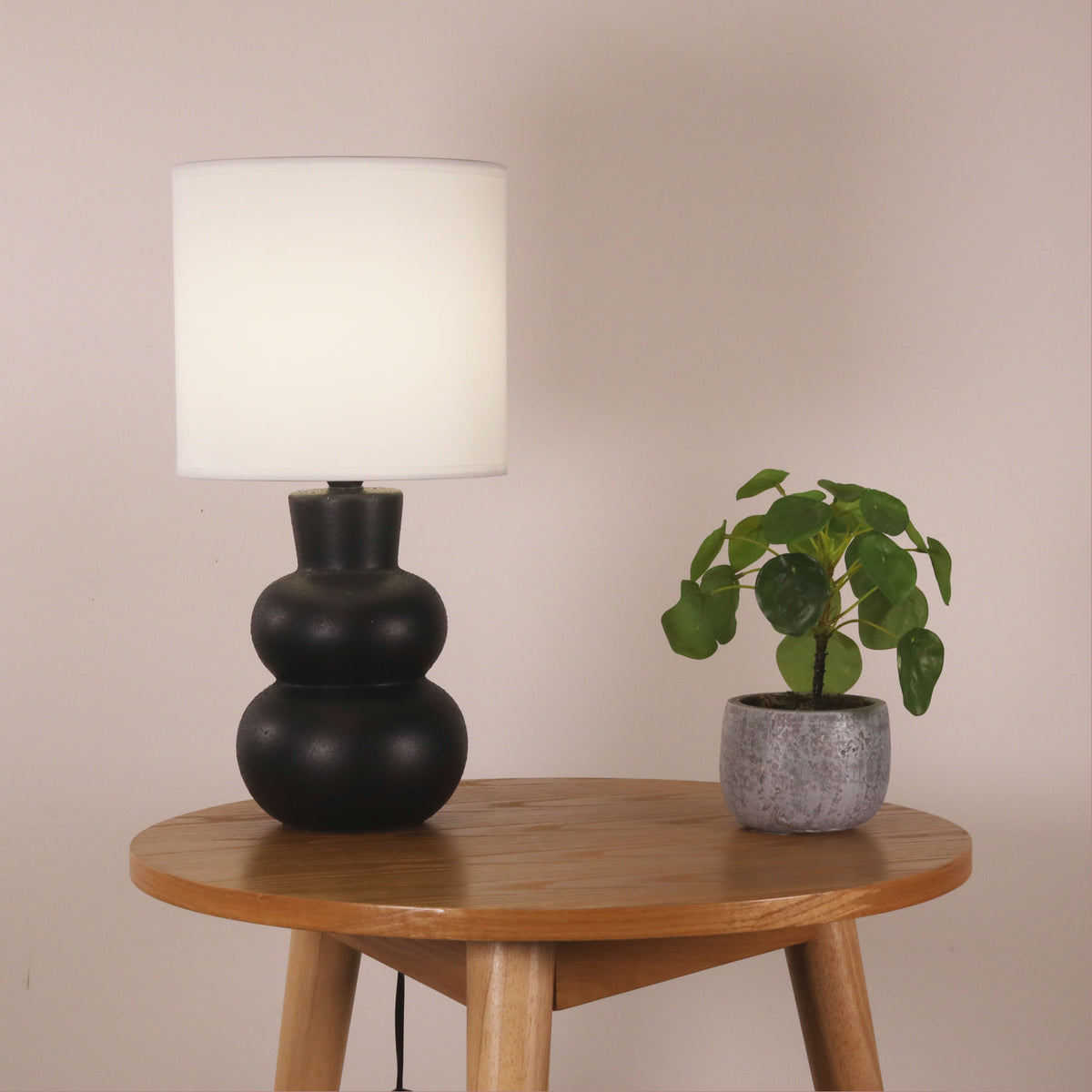 Black Ceramic Table Lamp - Holla Black