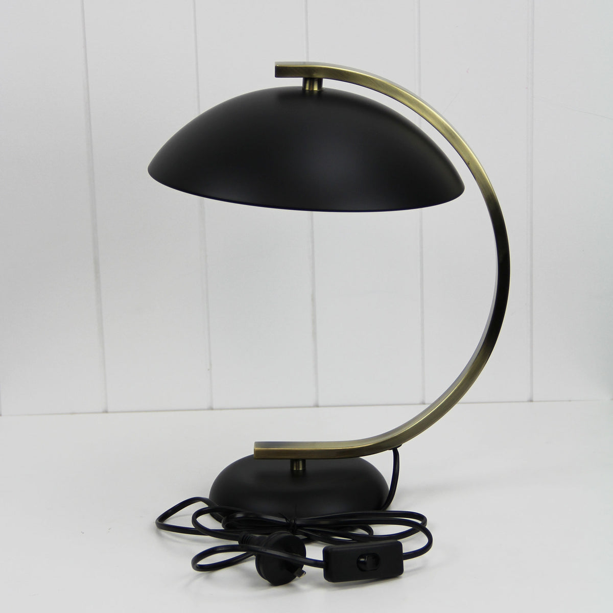 Black Antique Brass Table Lamp - Deco Antique Brass