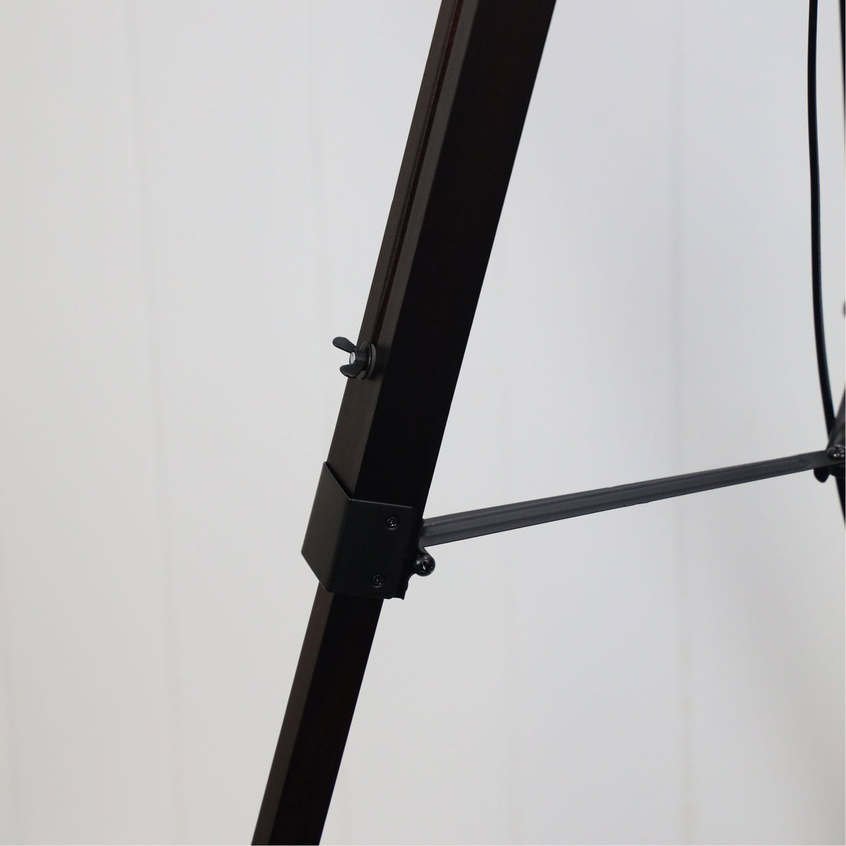 Tripod Floor Lamp - Trevi