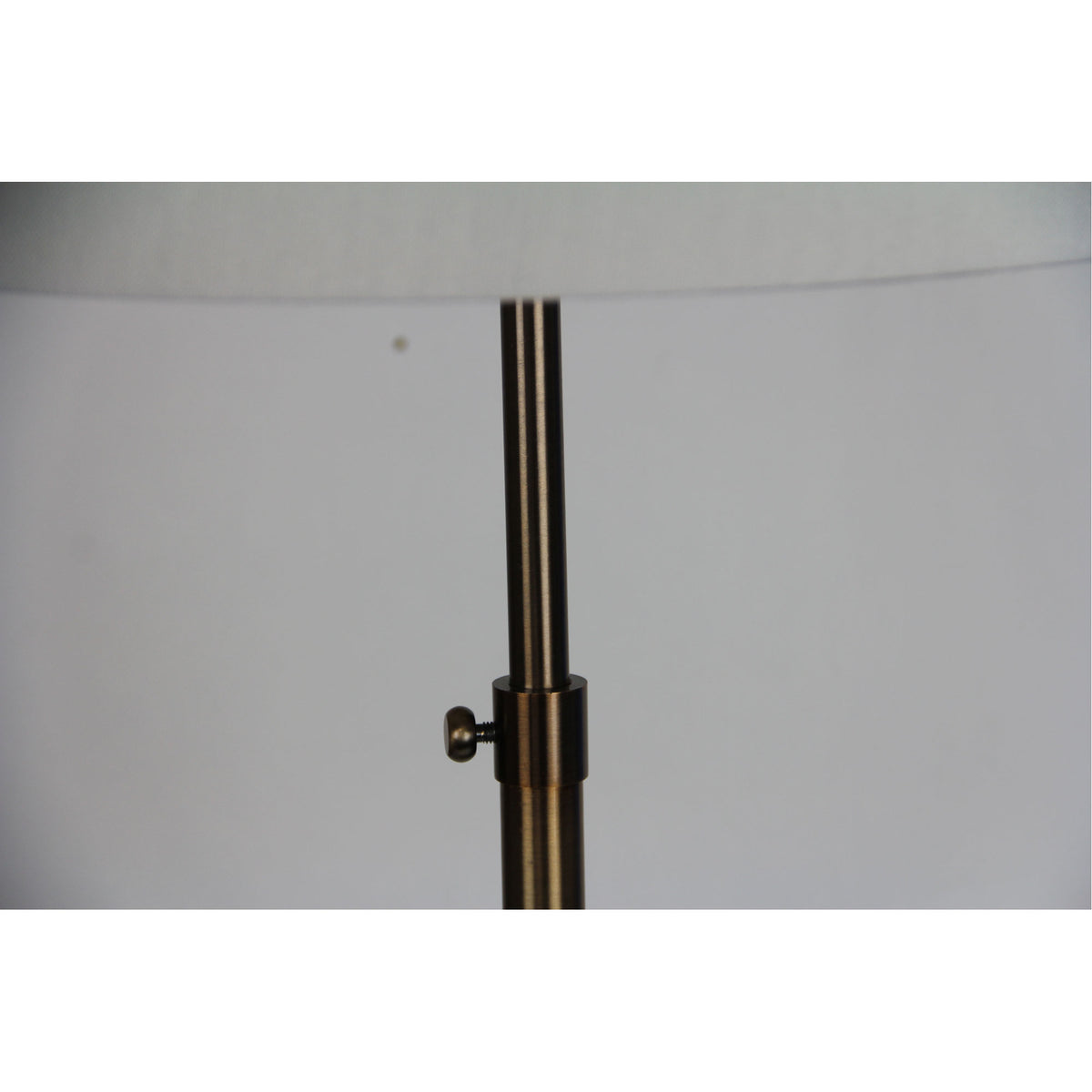 Height Adjustable Scandi Lamp in Antique Brass - Umbria