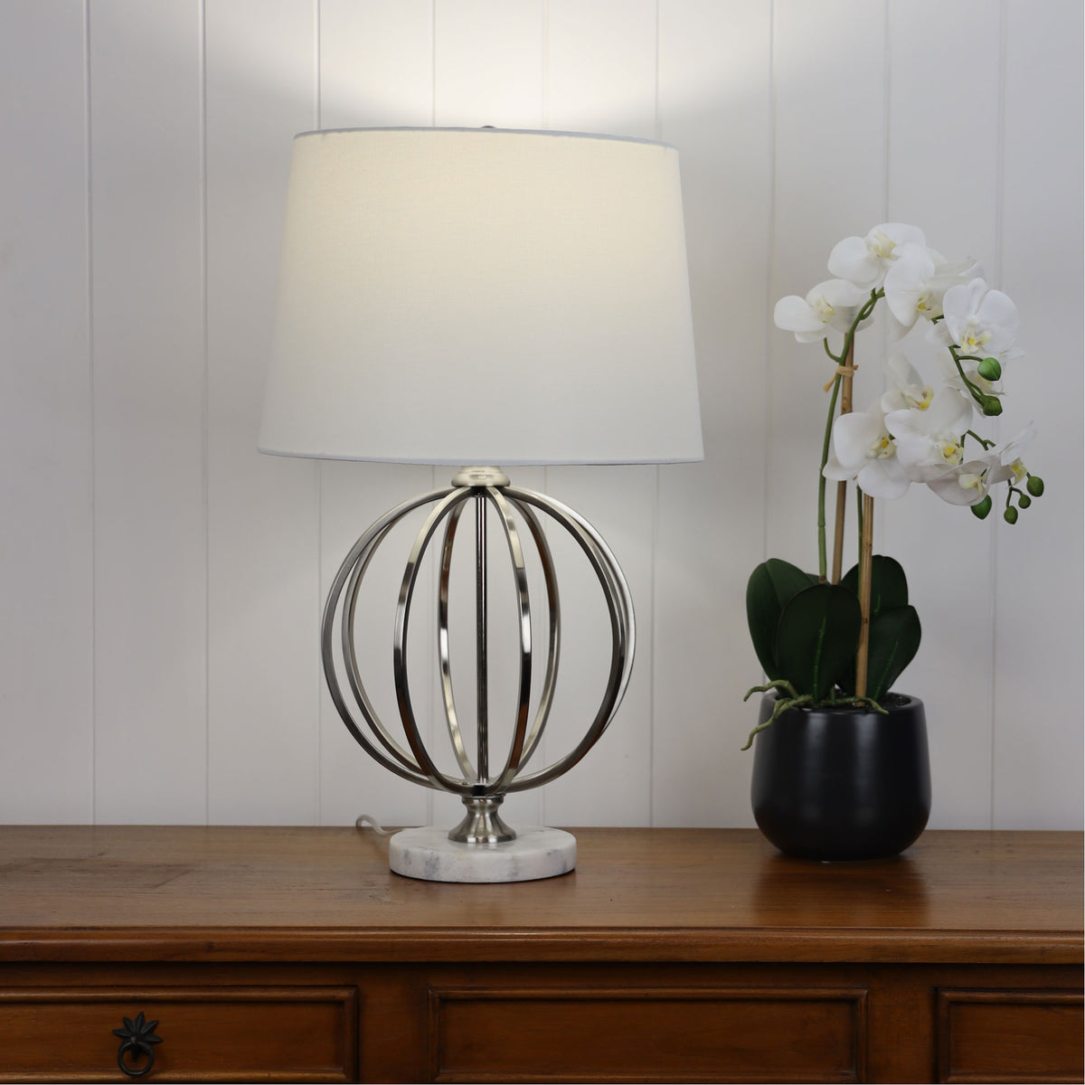 Geometric Metal Lamp with Harp Shade - Vinchy