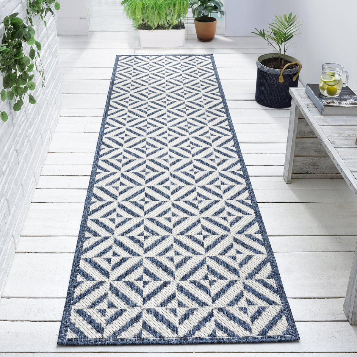 Patio 458 Aqua Indoor Outdoor Indoor/Outdoor, Flatweave Hallway Runner