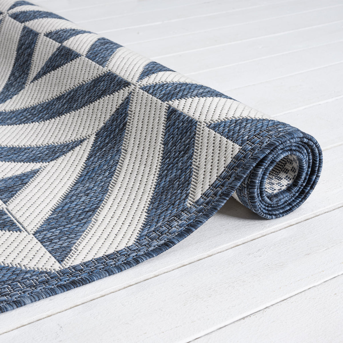 Patio 458 Aqua Indoor Outdoor Indoor/Outdoor, Flatweave Hallway Runner