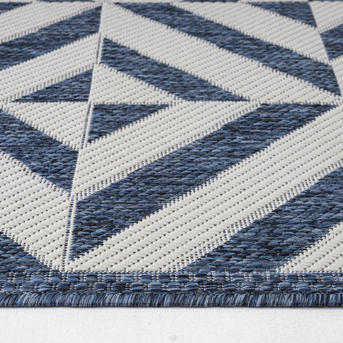 Patio 458 Aqua Indoor Outdoor Indoor/Outdoor, Flatweave Hallway Runner