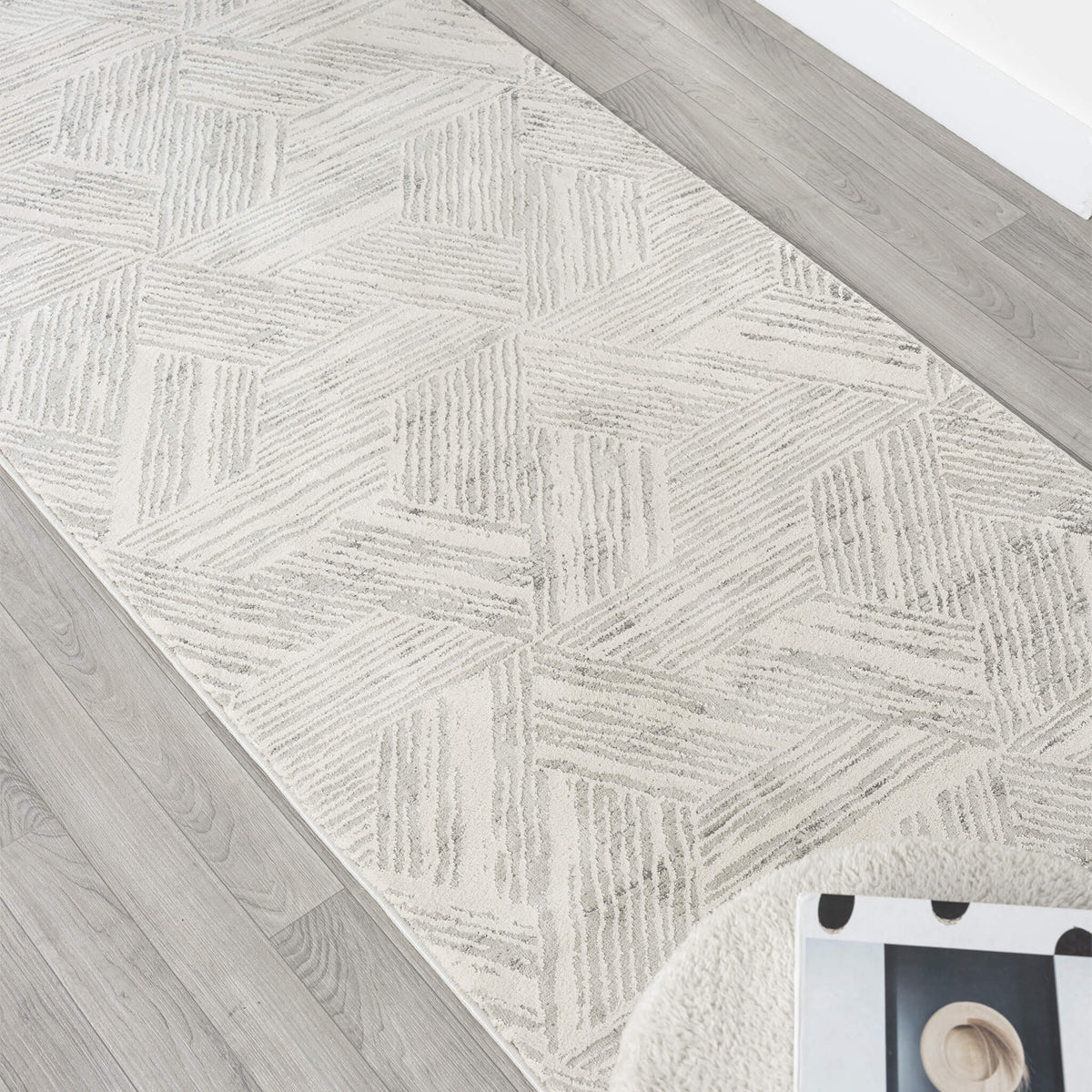 Portland 840 Lt Grey Modern Hallway Runner