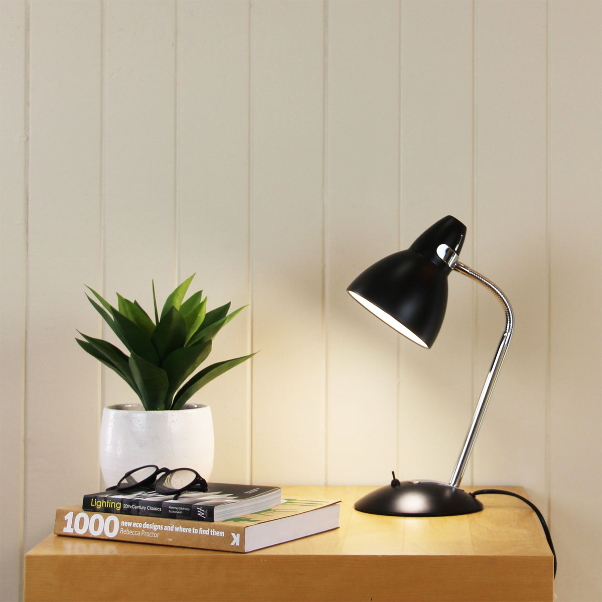 Classic Gooseneck Task Lamp - Trax Black