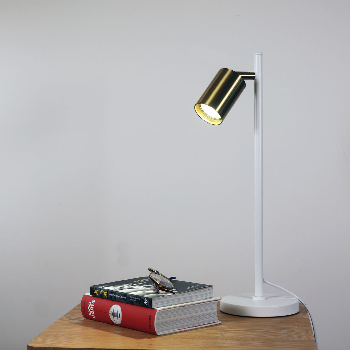 Desk Lamp White and Satin Brass - Ponte Desk Wh/sb
