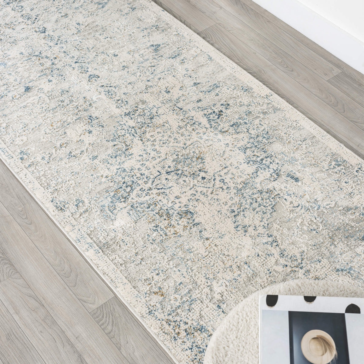 Stella 517 Lt Grey Modern Hallway Runner