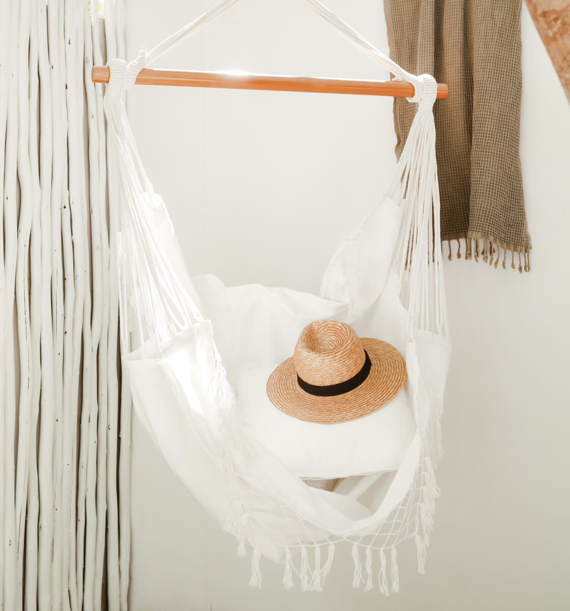 Vivere Brazilian Hammock Chair - Natural White