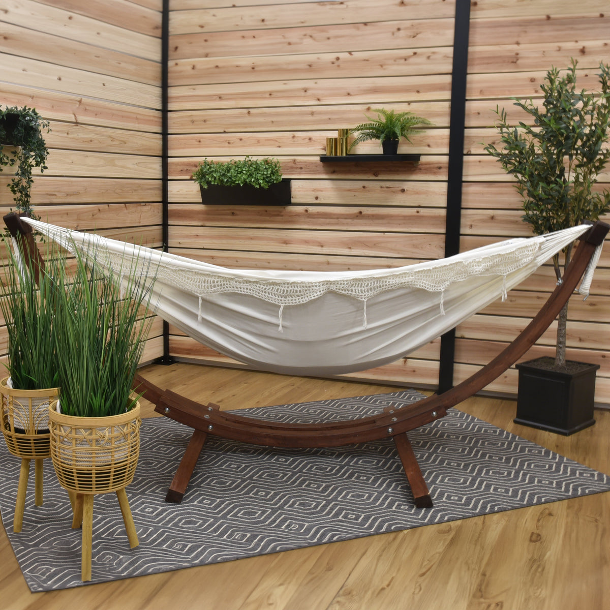 Vivere Double Cotton Hammock with Solid Pine Stand (260cm) - Natural with Fringe