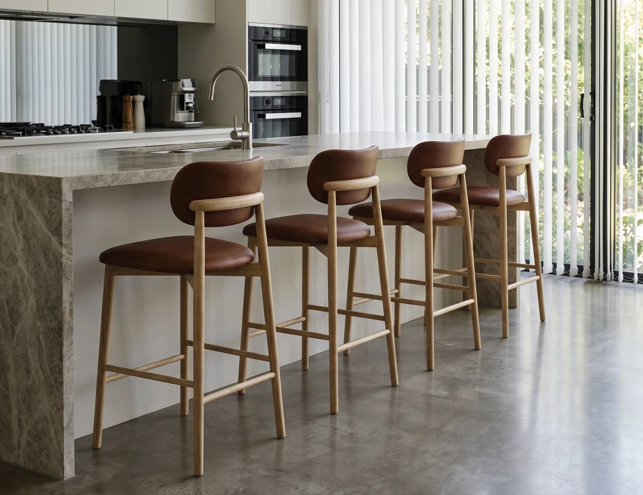 Oskar Bar Stool - Natural - Retro Brandy PU