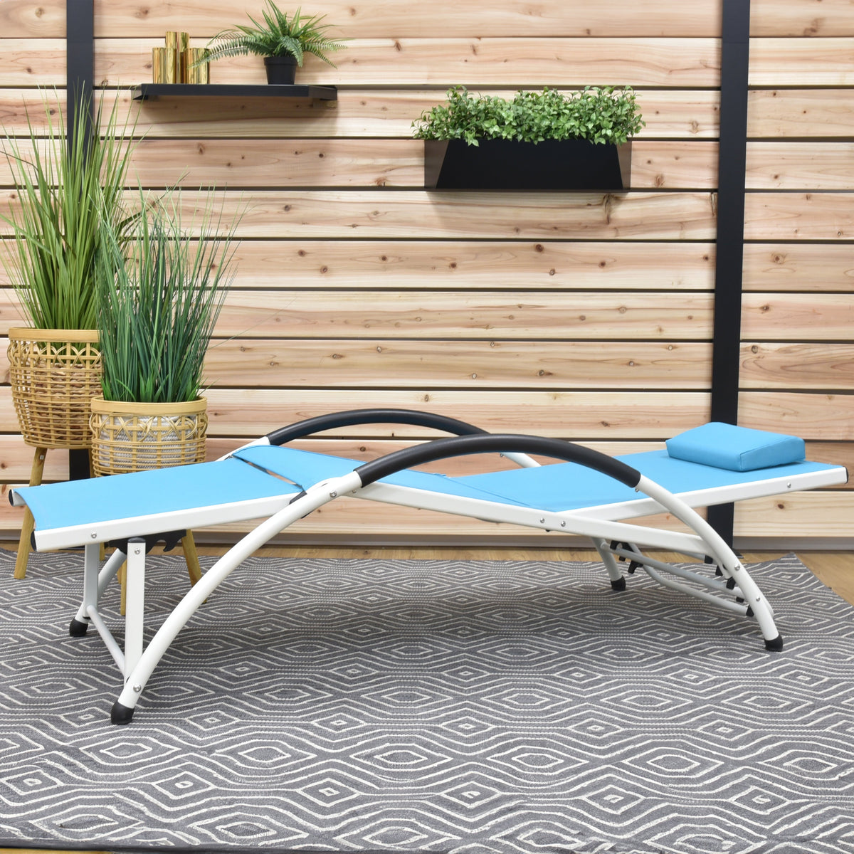 Vivere Dockside Phifer & Aluminum Sun Lounger - True Turquoise