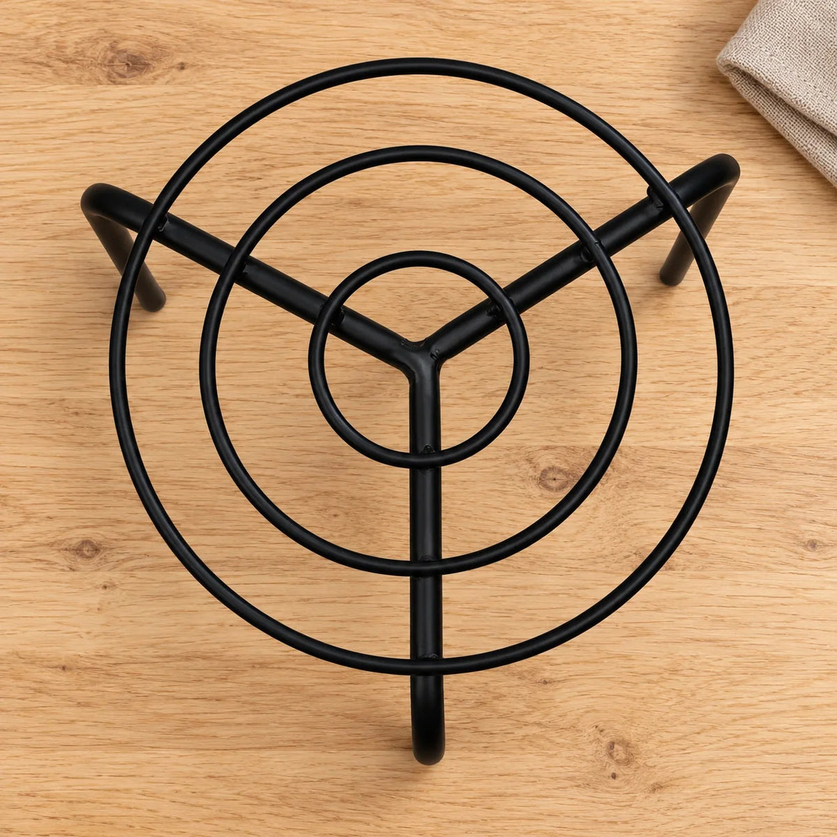 Durable Circular Metal Plant Pot Riser Insert for Decorative Planters 26cm