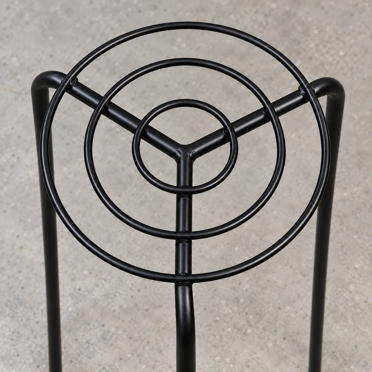 Durable Circular Metal Plant Pot Riser Insert for Decorative Planters 50cm