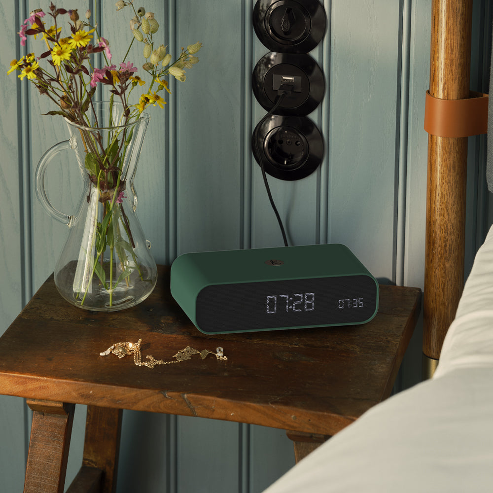Kreafunk Wakie Alarm Clock Qi Charger + Bluetooth - Nordic Green