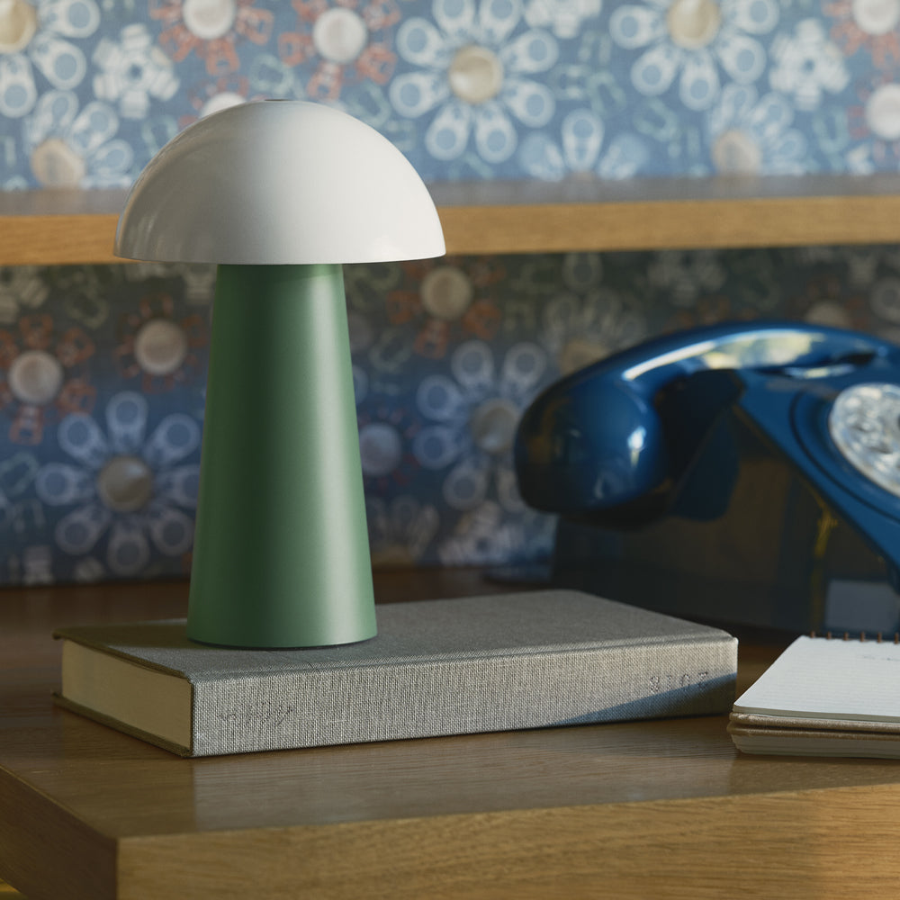 Kreafunk Bello Lamp, Portable And Rechargeable - Nordic Green